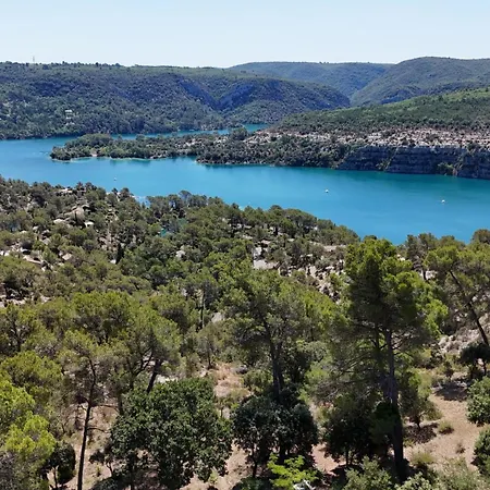 Panoramic View Esparron-de-Verdon